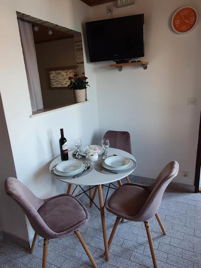 Apartmani Daria & Jure Трогір Екстер'єр фото