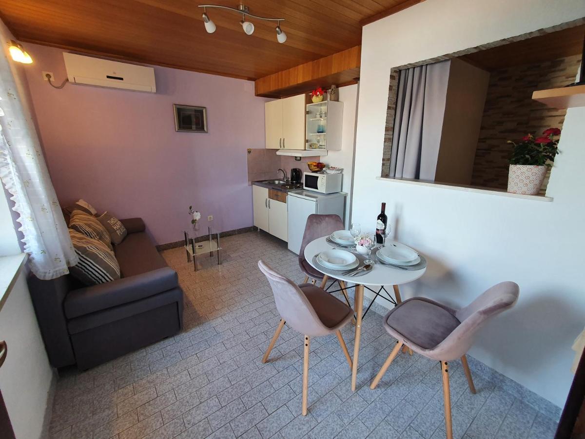Apartmani Daria & Jure Трогір Екстер'єр фото