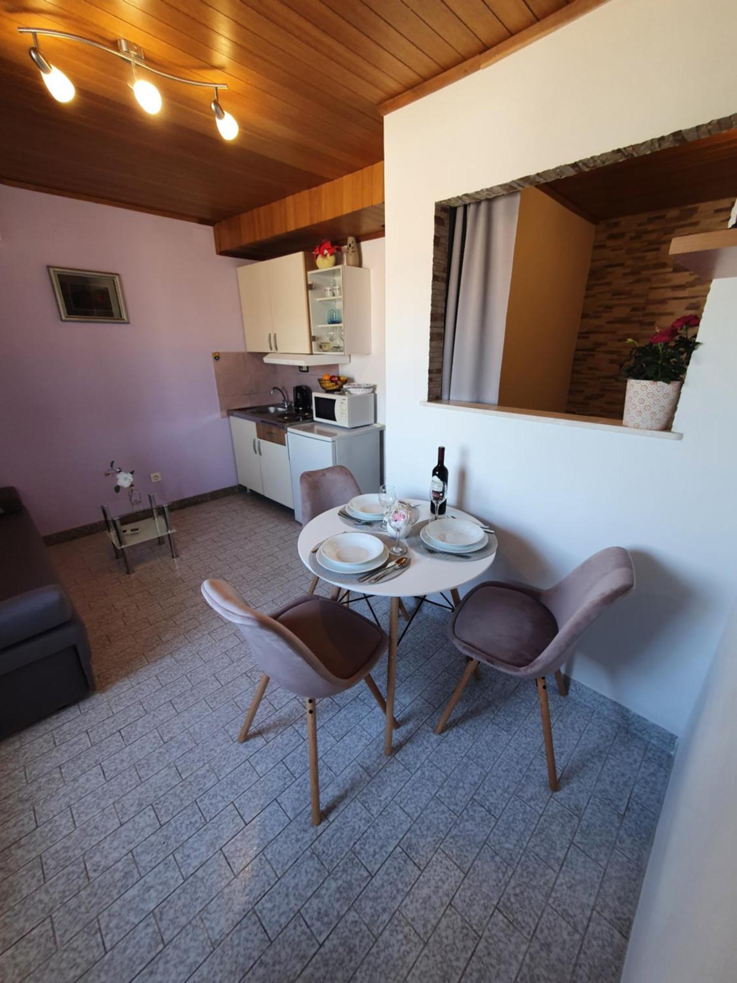 Apartmani Daria & Jure Трогір Екстер'єр фото